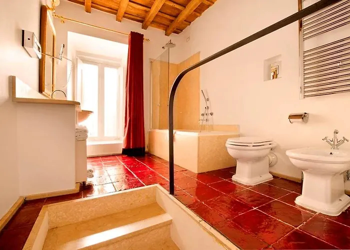 Residenza Frattina Affittacamere 4*