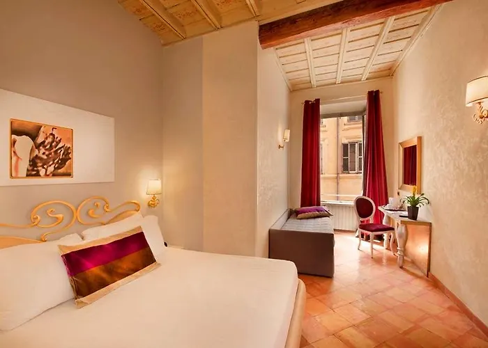 Konukevi Residenza Frattina 4*