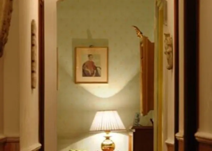 Residenza Frattina 4* Roma